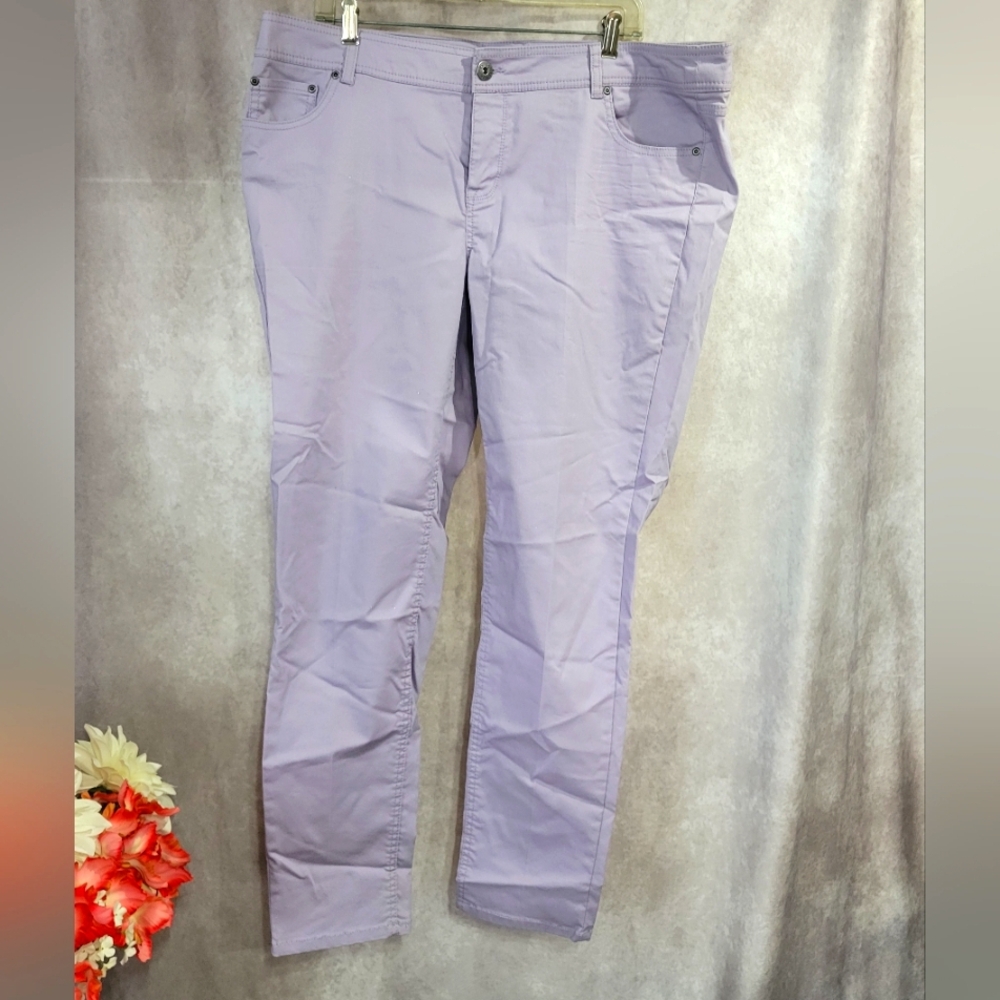 SO Lilac Stretchy Pants‎ Size 20